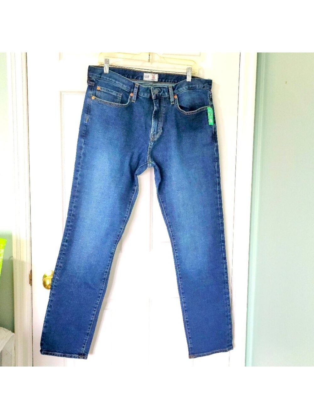 NEW! GAP Denim Men Jeans Slim Size 34 x 32